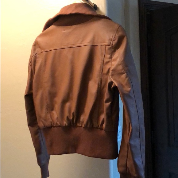 Jacket - Picture 2 of 3